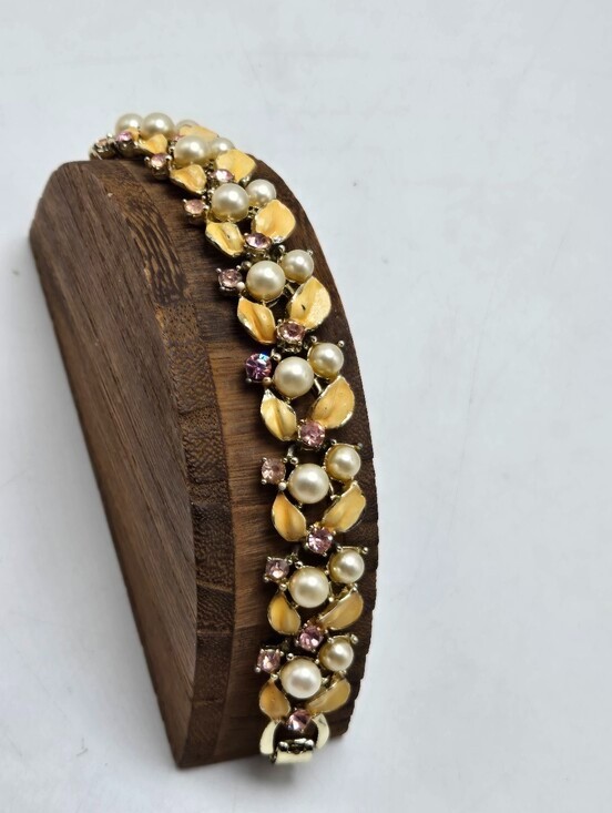 50's Signed BSK Pink Rhinestone Bracelet Faux Pearl Enamel Gold Tone MCM Jewelry gallery