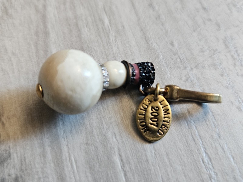 ❤️JUICY COUTURE Pave Snowman 2007 Limited Edition Pearl Silver Charm Authentic gallery