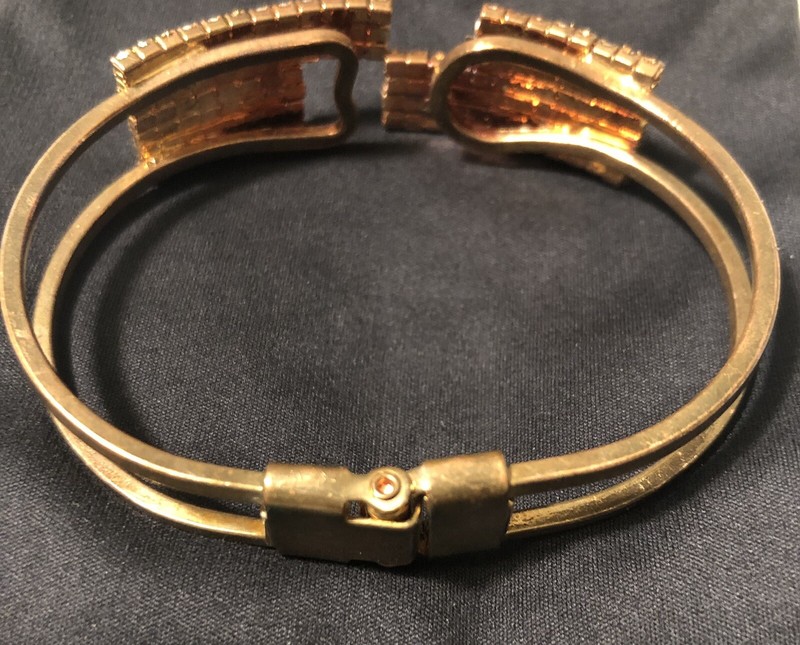 Rhinestones Hinged Bracelet 5/8 X 3”Two Ring Copper On Bottom Opens In Center gallery