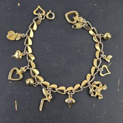Vintage TRIFARI Gold Tone Charm Bracelet Hearts Rose Cupid Spring Ring Clasp