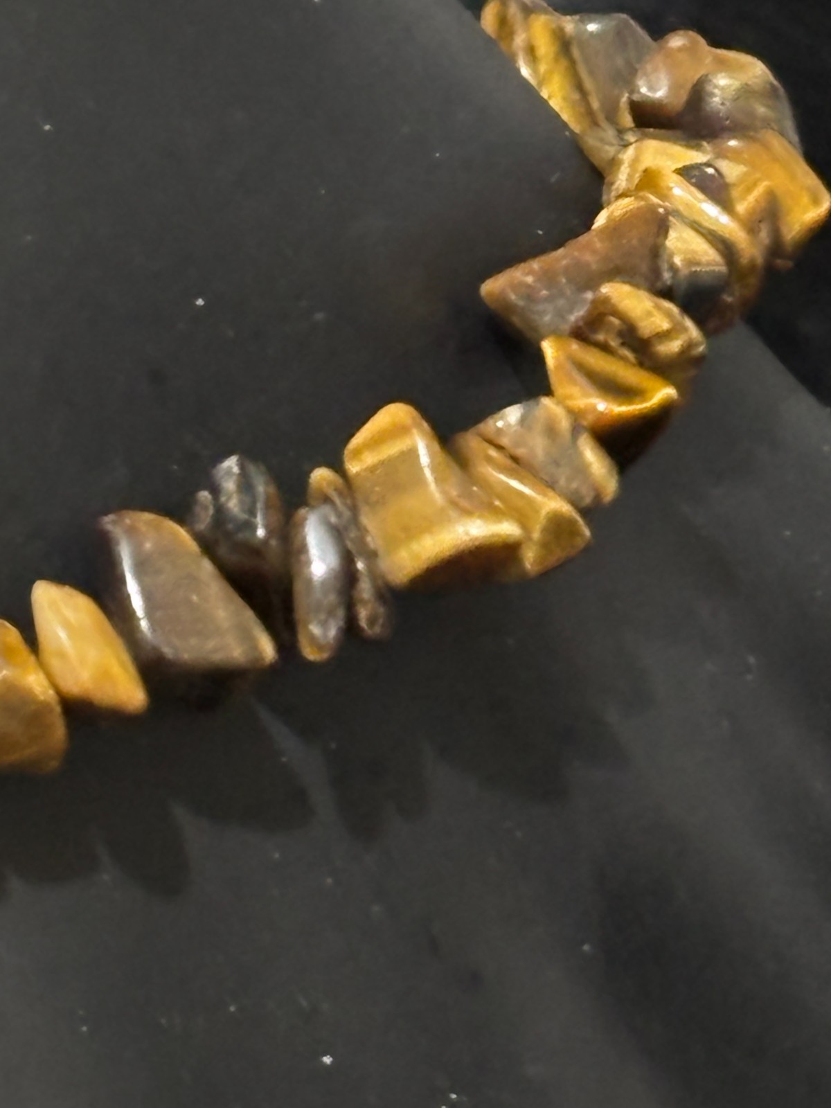 🟢 Tiger’s Eye Chip Stretch Bracelet – Natural Golden Brown Gemstone 7" Resting gallery