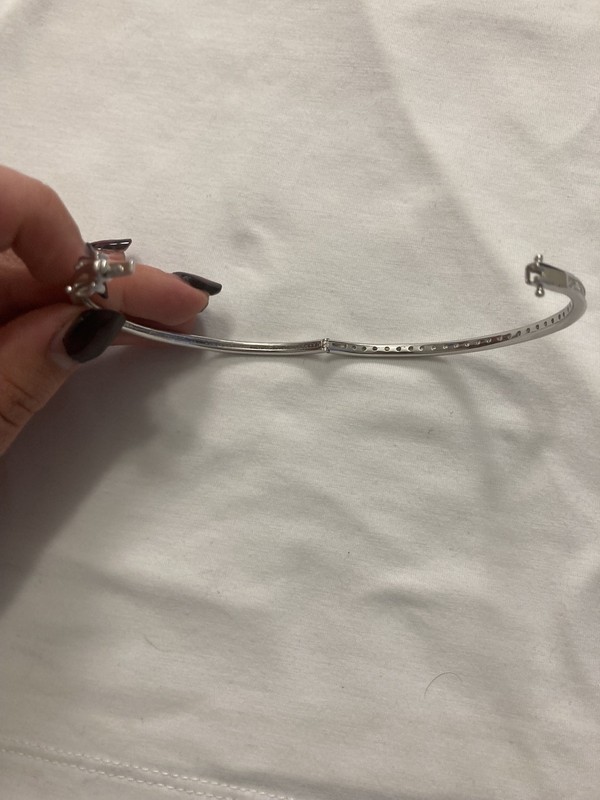 Designer SW Stunning Sterling Silver 925 Cubic Zirconia Hinged Bangle Bracelet gallery