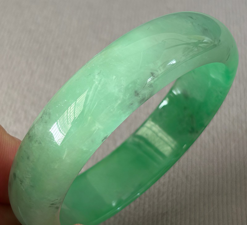 59.7mm Natural Green Jadeite Jade Bracelets Burma Emerald Jade Bracelet Bangle gallery