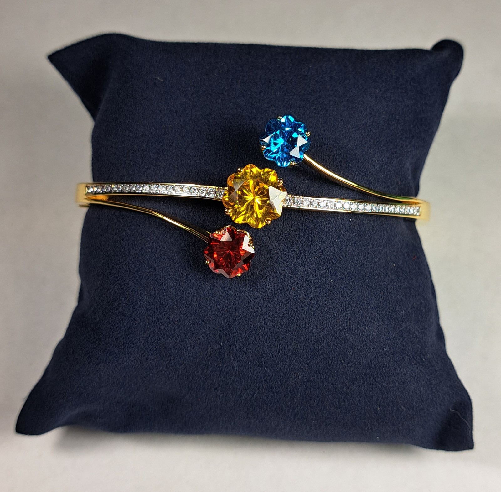 LUSTRO STELLA Flower Cut CZ Bangle Bracelet YG on Sterling Silver 20-22g NEW gallery