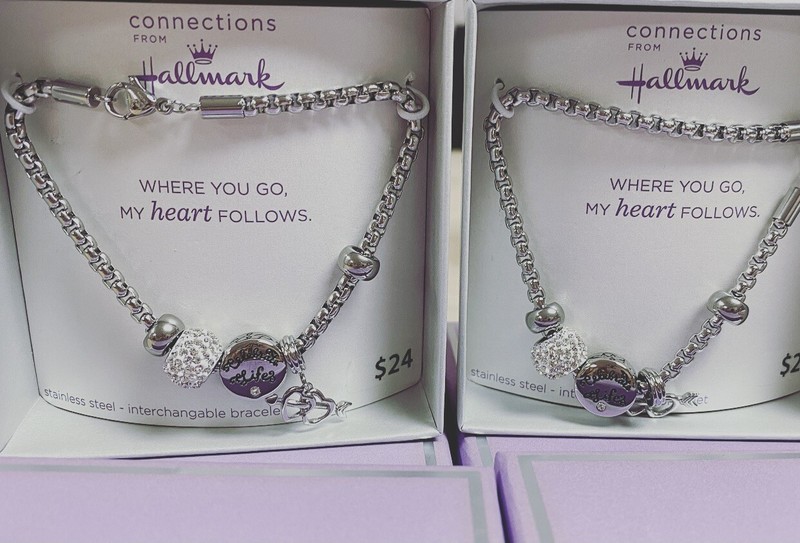 VALENTINES Interchangeable CHARM Bracelet By Hallmark Celebrate Life Heart LOVE gallery