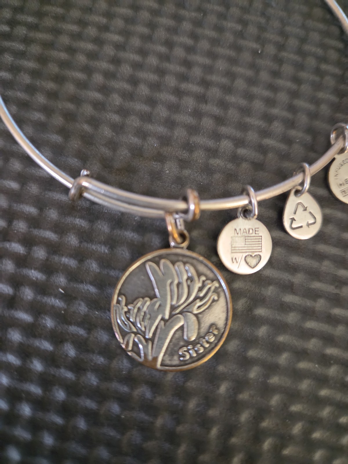 Alex & Ani Silver Tone Expandable Wire Bracelet "Sister" Charm BR gallery