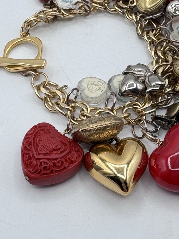 Valentine Heart Charm Bracelet Mixed Metal Acrylic Resin Hearts Toggle Romantic gallery