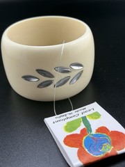 White Resin, Sliver Tone Inlays Bangle 2 Inch Wide Bracelet Size 6 3/4