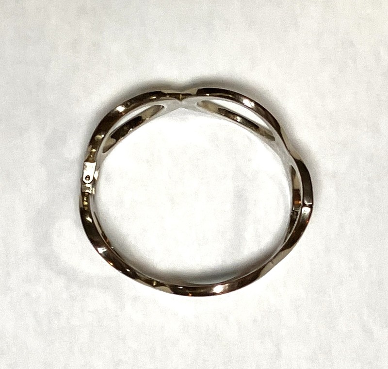 Wide Silver Tone Oval Ring Clamper Hinged Bangle Bracelet gallery