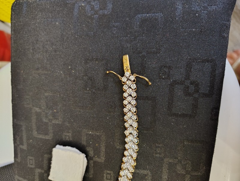 Gold Plated Crystal Tennis Chain Bracelet Round White Stones Box Clasp gallery