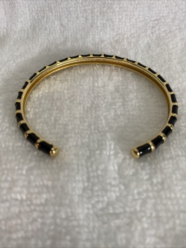 Bracelet Alexa Rae/Melania Clara Black & Goldtone w/Pouch for Storage gallery