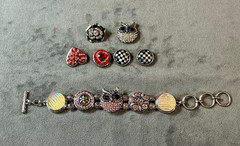 LOT Of 11 Interchangeable Charms & Snap Jewelry Bracelet