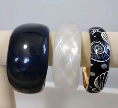 NEW Bangle Lot Seashell Chunky Bracelet Metal Plastic Sz 7.5-8