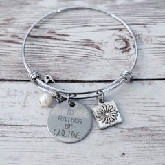 I’d Rather Be Quilting Charm Bracelet Silver Tone – Fair Condition