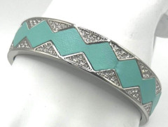 House of Harlow 1960 Nicole Richie Silver/Green Bangle Starburst w/rhinestones