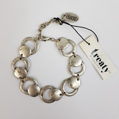 Treaty Brutalist Style Textured Circle Link Bracelet Silver Tone 19.5cm – 23.5cm