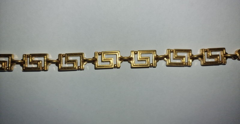 Versace Gold Greca Link Chain Bracelet (Length: 24cm) RRP: £370 gallery