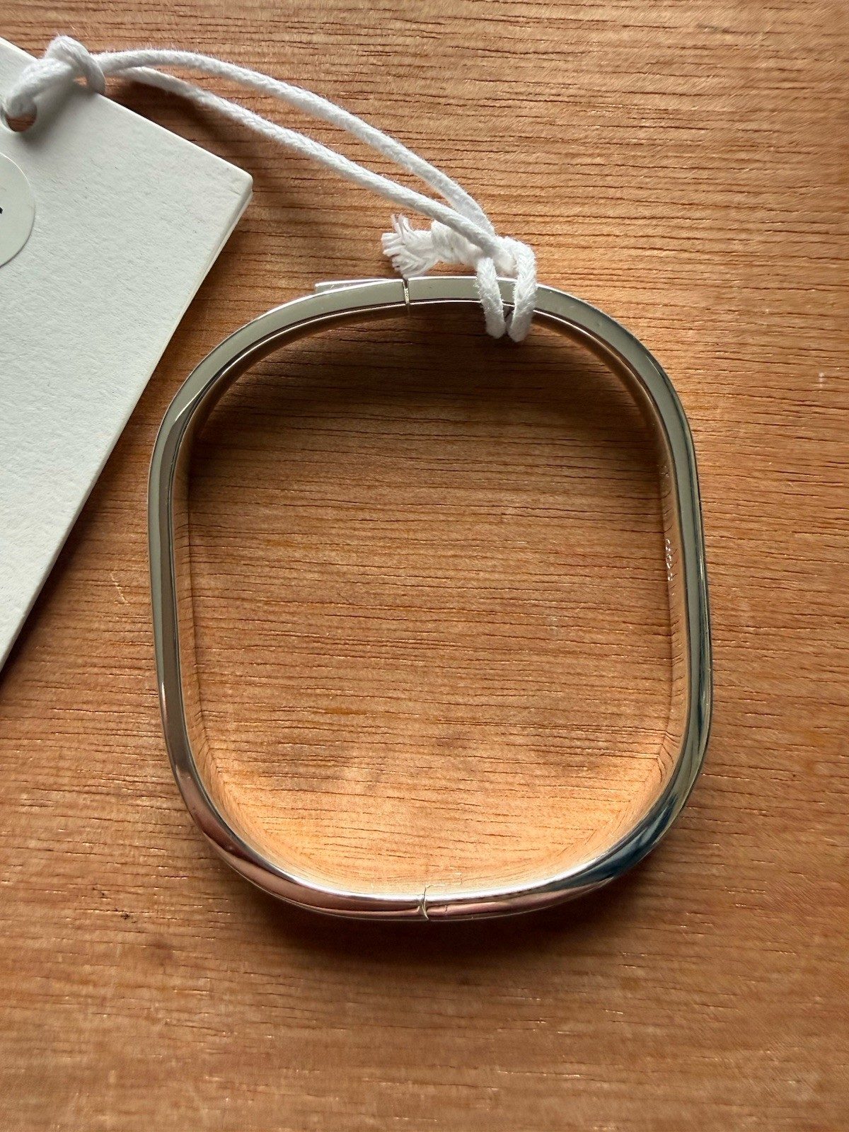 COS CURVED RECTANGLE SILVER BANGLE BRACELET XS/S RRP £29*NEW* gallery