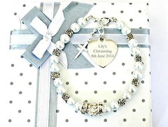 GIRLS PERSONALISED/ENGRAVED NAME BRACELET CHRISTENING/FIRST HOLY COMMUNION GIFT