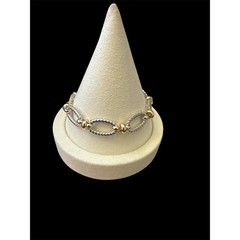 Two Tone Link Bracelet with Toggle Closure – 8″