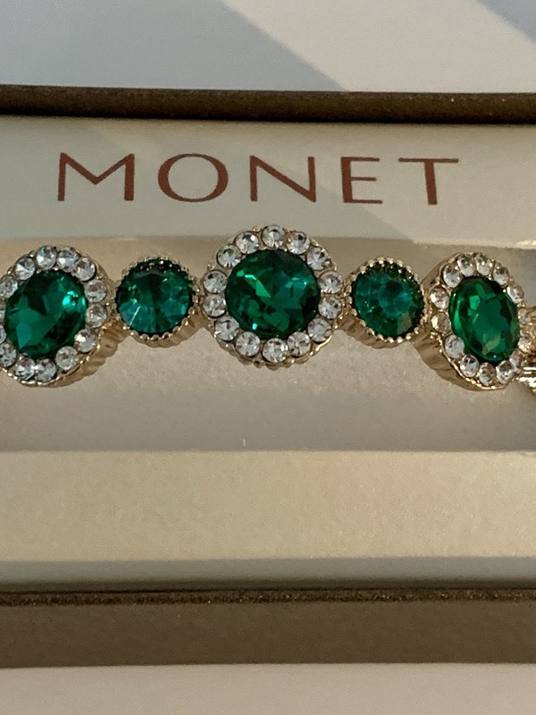 New Monet Halo Stretch Glass Round Green Bangle Bracelet Gift Boxed gallery