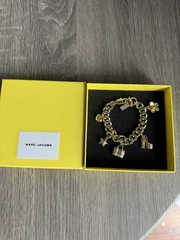 Marc Jacobs THE MINI ICON CHARM BRACELET – Gold