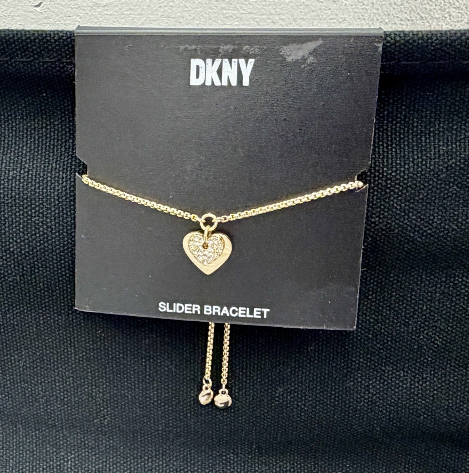 DKNY HEART CRYSTAL GOLD TONE SLIDER BRACELET NWT $35 gallery