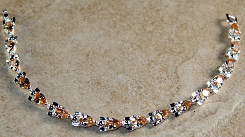 Silver Elegant Champagne Yellow Citrine Teardrop Bracelet WB10505 gallery