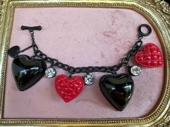Betsey Johnson Vintage Red Black Quilted Lucite Puff Heart Bracelet VERY RARE