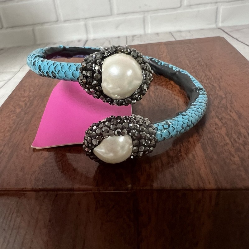 Sassy Jones Upper Arm Cuff Armlet Bracelet Blue Snake Pearl Marcasite New NWT gallery