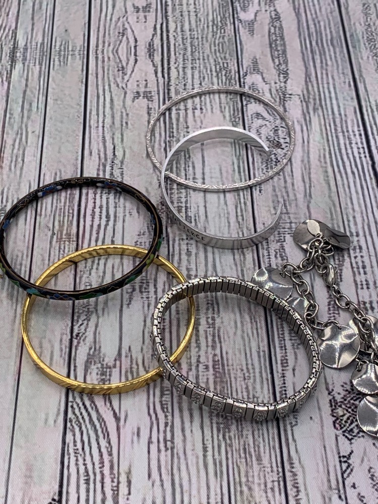 Vintage Bracelet Lot of 6 Fashion Costume Jewelry Bangle Cuff Charm Stretch 8"