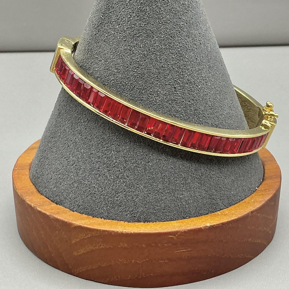 Talbots Bracelet Gold Tone Red Glass Baguette Bangle Womens Fashion Jewelry 7"