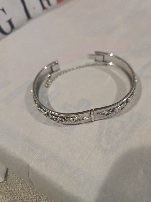 VTG Whiting & Davis Company, Silver Tone Hinged Bangle w/ Safety Chain, gallery