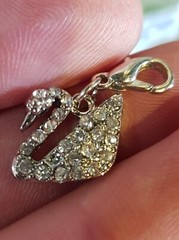 Swan Bracelet Charm £7.99 FREE P&P UK SELLER