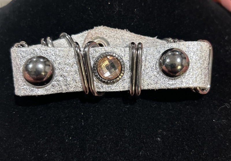 King Star Snap Button Leather Bracelet Silver Studded Rhinestone 8” gallery
