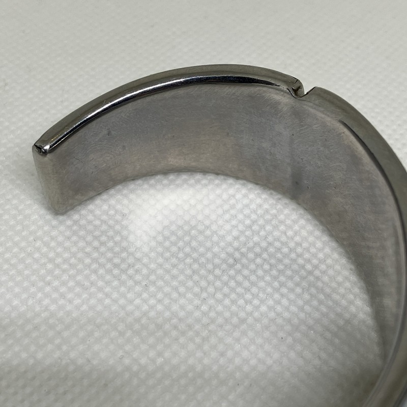 Vintage Mother of Pearl Inlay Opalescent Cuff Bracelet Silver Tone Unbranded gallery