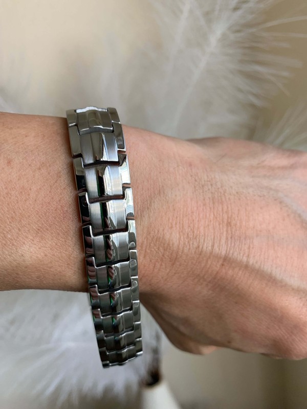 Stunning Magnetic Bracelet Men Women Renew Balance Energy Arthritis Pain Relief gallery