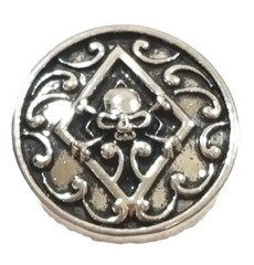 SKULL HEAD IN DIAMOND SHAPE 18mm/20mm GINGER SNAP BUTTON INTERCHANGEABLE JEWELRY