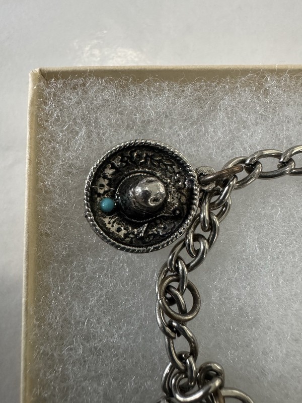 Silver Tone Western Dangle Charm Cable Chain Bracelet Lobster Clasp 7 in gallery