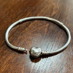 20cm/7.9″ Authentic PANDORA Moments Heart Clasp Snake Chain Bracelet #590719