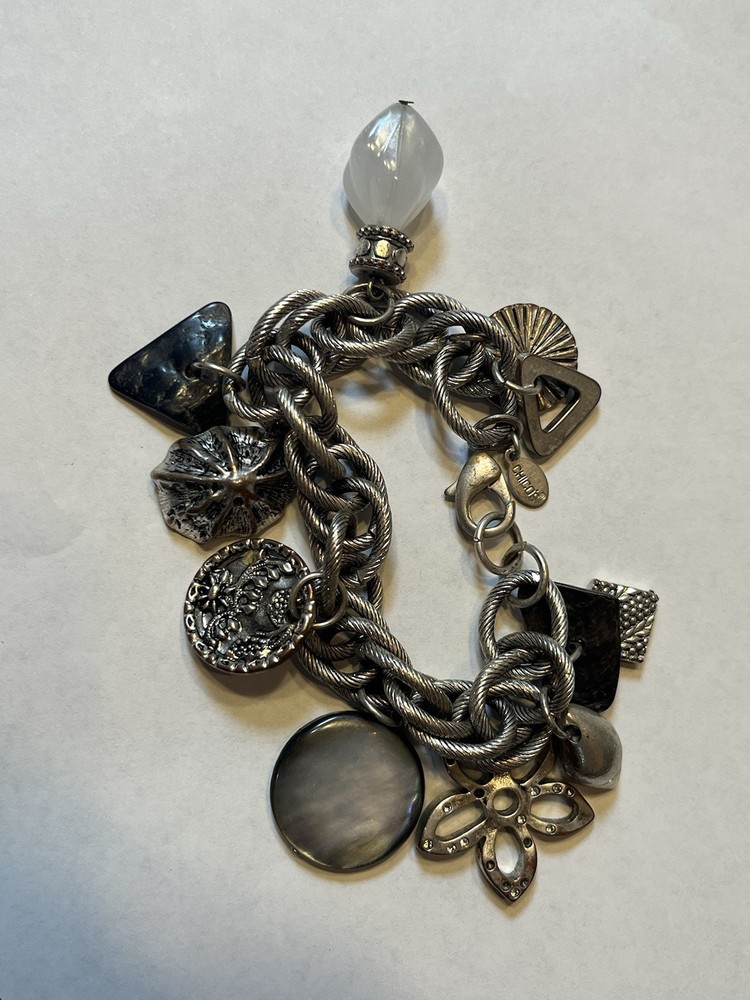 Chicos Chunky Silver Charm Bracelet Mixed Geometric Shapes Shells MOP 8” Beach