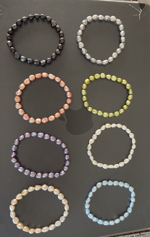 Set of 8 Freshwater Pearl Stretch Bracelets Multicolor Pastel Irregular Pearls gallery