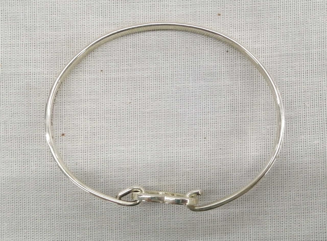 TIFFANY & Co. Heart Hook Bangle 925 Used gallery