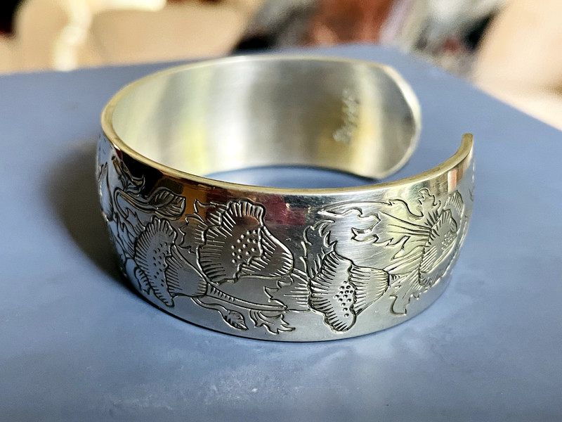 KIRK Pewter Flower Of The Month Bracelet Bangle jewelry Floral "Poppy" Sz Small gallery
