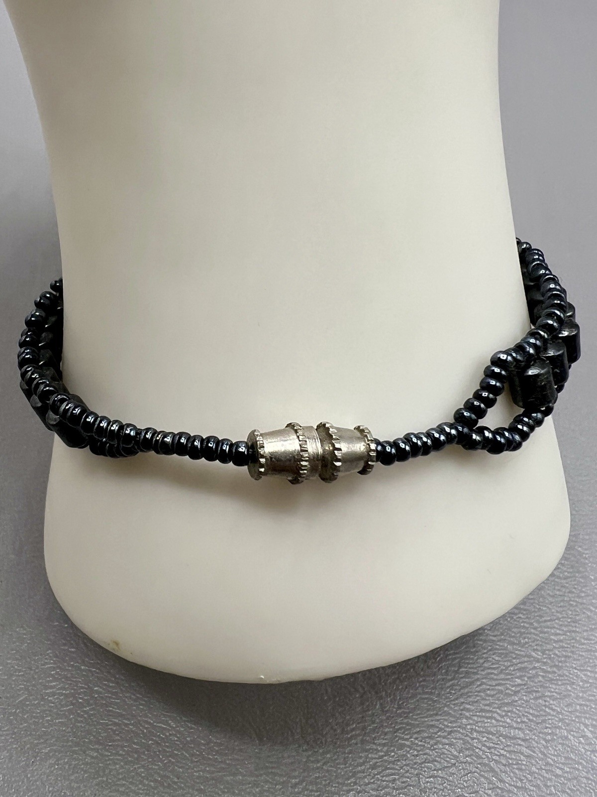 Black Beaded Bracelet Faux Pearls Beads Art Deco Style Barrel Screw Closure gallery