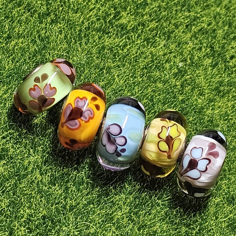 Trollbeads Butterfly Bliss Critter Set Unique Glass Bead OOAK HTF gallery