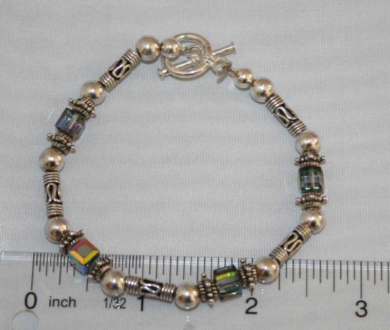 Silpada Sterling Silver "Catch The Light" Swarovski Bead Toggle Bracelet B0912 gallery