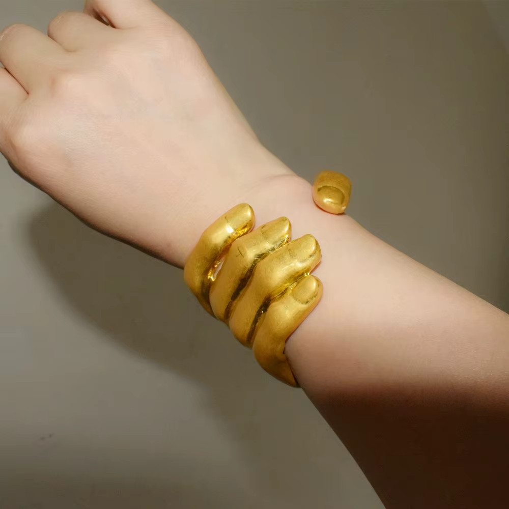 Vintage Gold Plated Hand Bracelet Women Metal Alloy Party Jewelry gallery