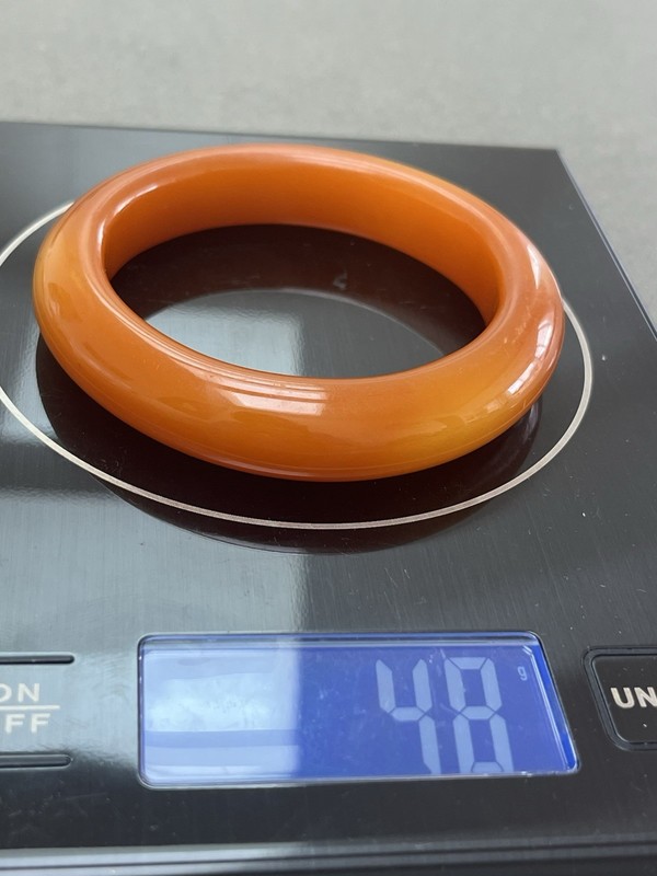 Art Deco Butterscotch Bakelite Bangle gallery