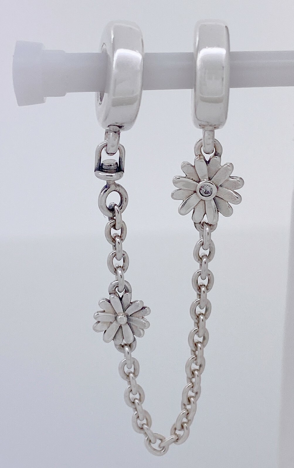 NEW 100% Authentic PANDORA 925 Silver Daisy Flower Safety Chain Charm 798764C01 gallery